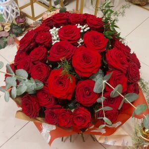 Bukiet 50 Róż – Urodziny i Rocznica