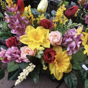 Wiosenna kompozycja na grób