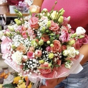 Bukiet ślubny eustoma