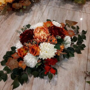 Kompozycja nagrobna - ciepłe odcienie