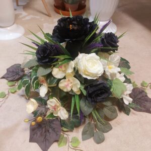 Stroik nagrobny - czarna róża