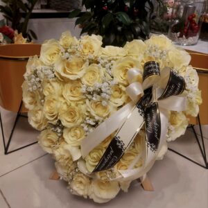 Stroik kremowe róże - serce