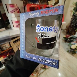 Magiczny kubek " żonaty, ale ... "