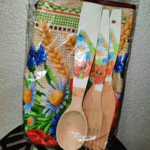 Zestaw kuchenny w ludowym stylu – rękawica i drewniane akcesoria