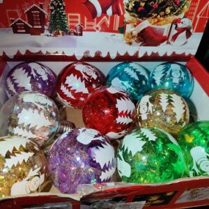 Świąteczne bombki choinkowe