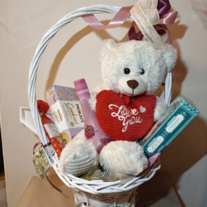 Koszyk Walentynkowy „Sweet Love” – gotowy na zachwyt!