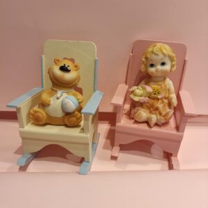 Mini huśtawka na biegunach – urocza dekoracja i pamiątka na Chrzest / Pierwsze urodziny